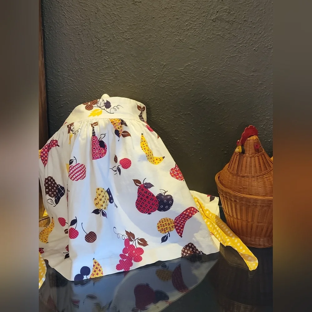 1960s Heavy Cotton Handmade Half Apron Fruit Design